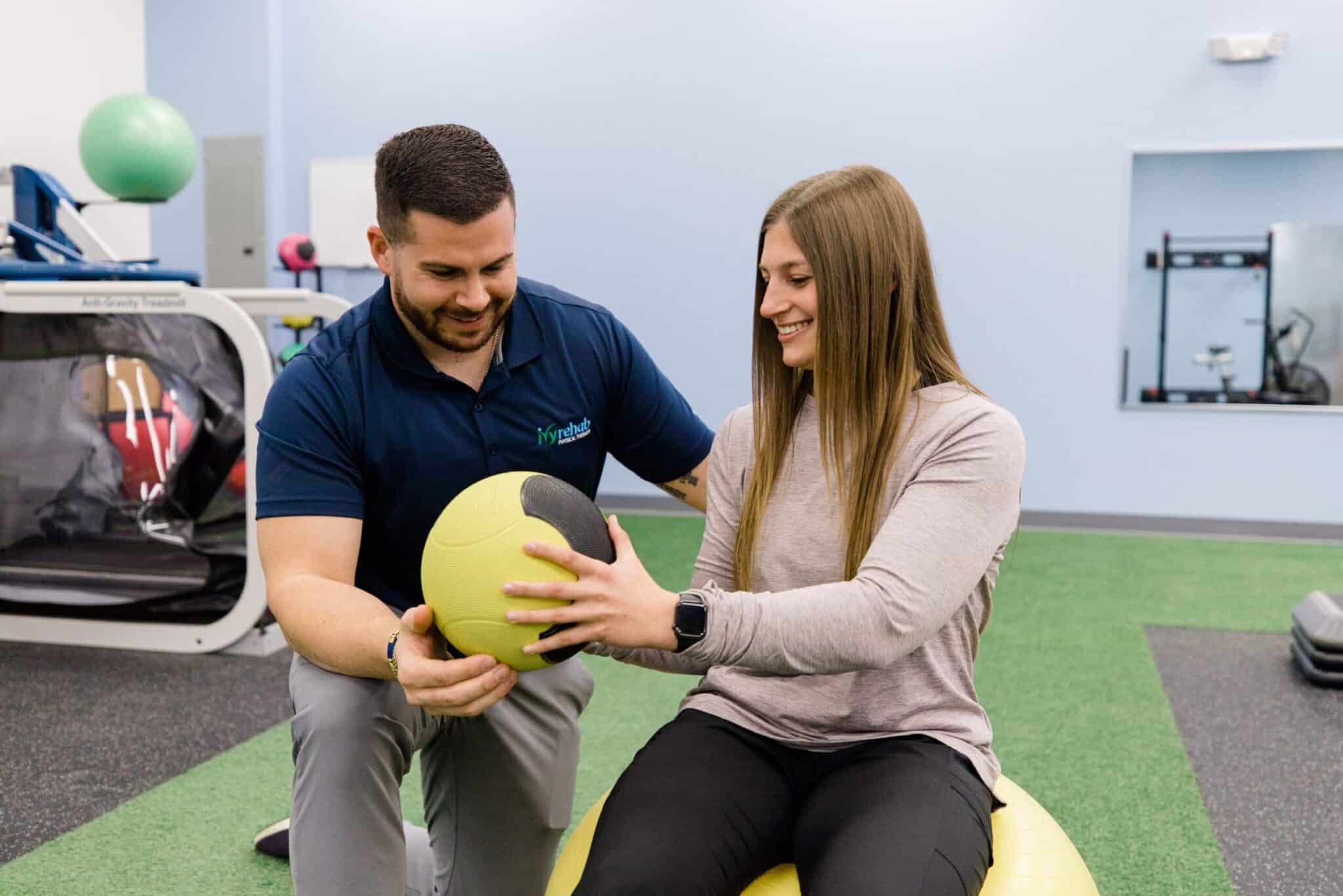6 Signs of a Weak Core & How to Fix It | Ivy Rehab