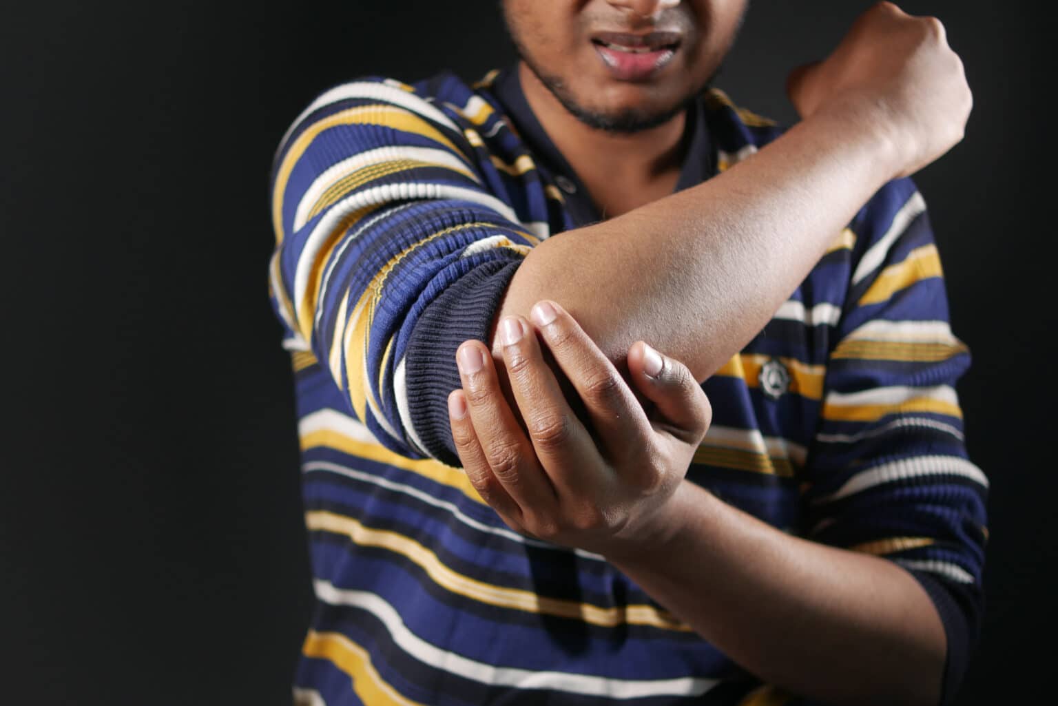 Elbow Pain Relief with Physical Therapy | Ivy Rehab